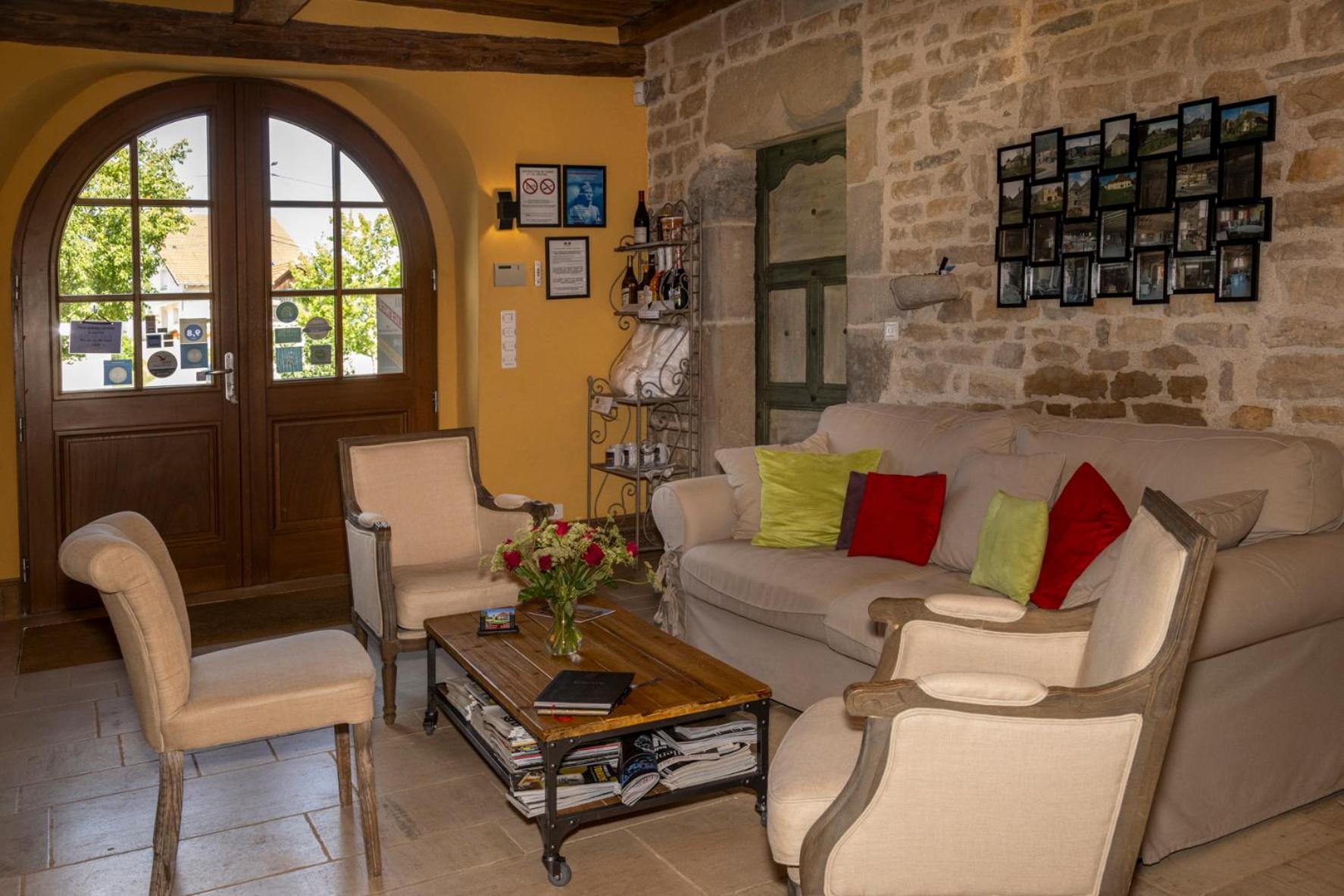 Le Relais Des Deux Tours Bed and Breakfast Brémondans Eksteriør billede