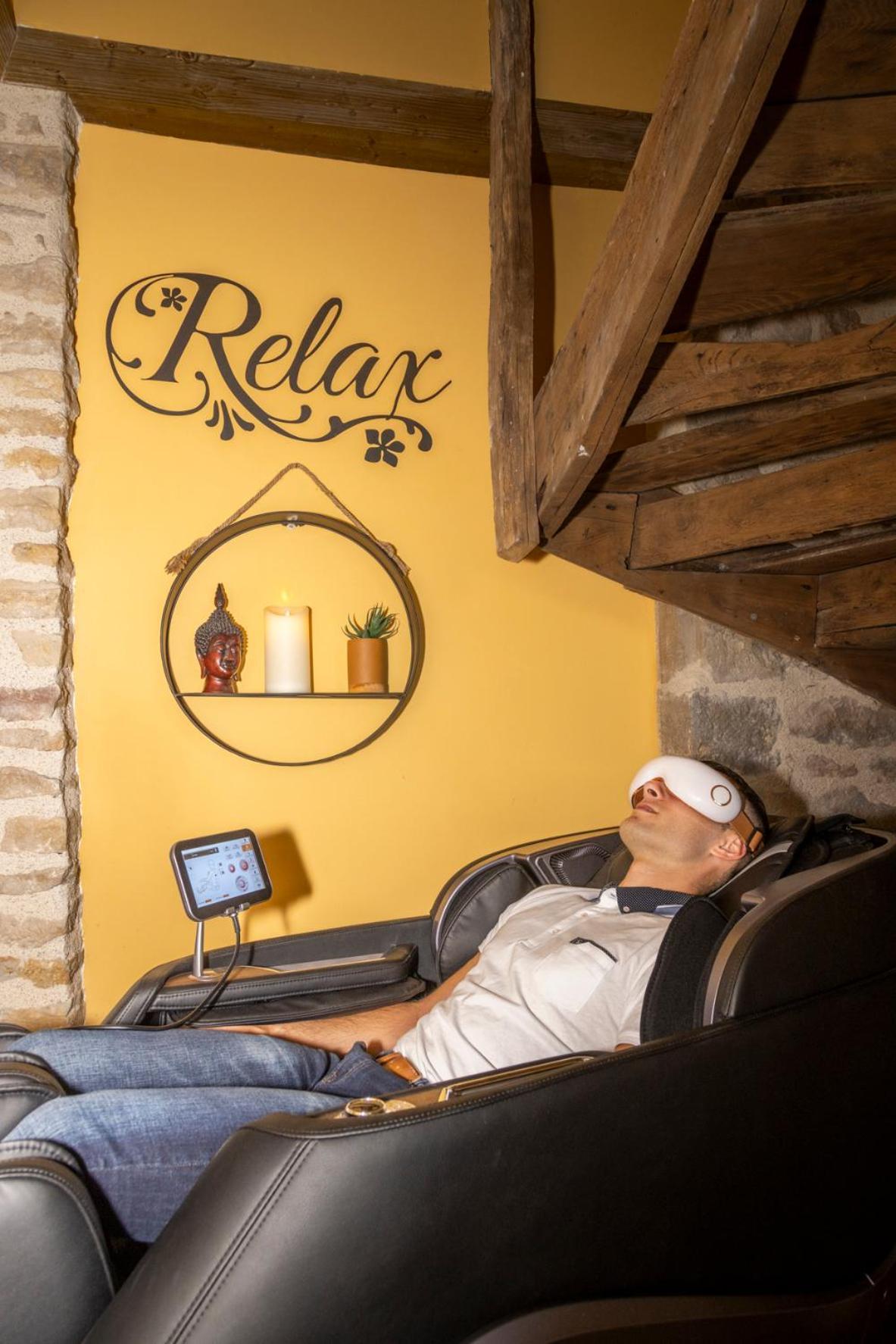Le Relais Des Deux Tours Bed and Breakfast Brémondans Eksteriør billede