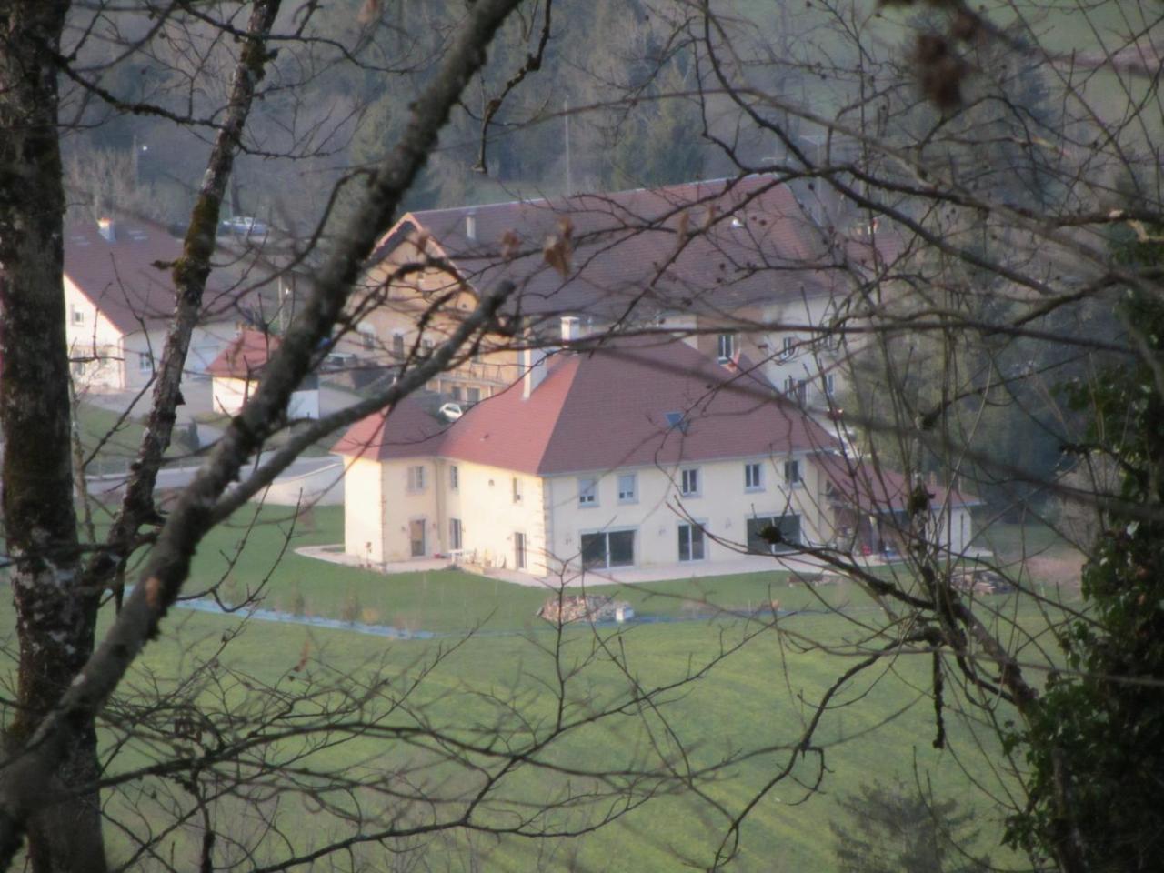 Le Relais Des Deux Tours Bed and Breakfast Brémondans Eksteriør billede